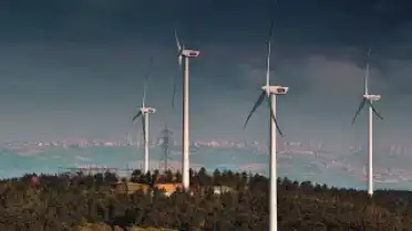 Rüzgar enerjisinde rekor yıl: Türkiye 16 gigavat eşiğine geldi