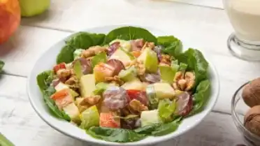 Waldorf Salatası Tarifi Paylaşıldı