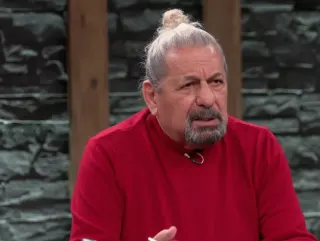 Erman Toroğlu'ndan VAR Açıklaması: 'Çizgiyi Açıklayanı Alnından Öperim'