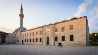 Fatma Sultan Camisi Bir Asır Sonra İbadete Açıldı