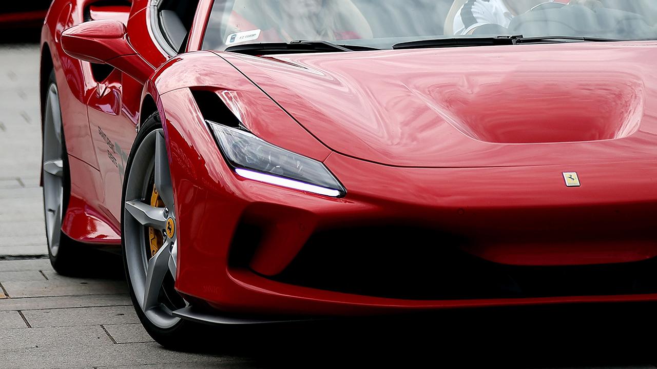 Ferrari'nin Elektrikli 'Luce' Modeli Büyük Şok Yarattı: Yatırımcılar ve Otomotiv Dünyası İsyan Etti